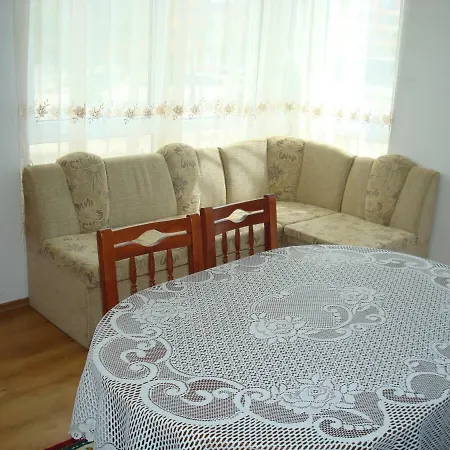Apartament Violet Garden